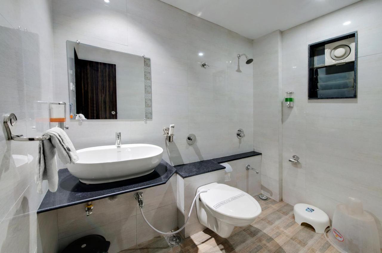 Hotel Shital Inn アーメダバード エクステリア 写真
